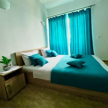 Alise Apartment บาร์ ภายนอก รูปภาพ