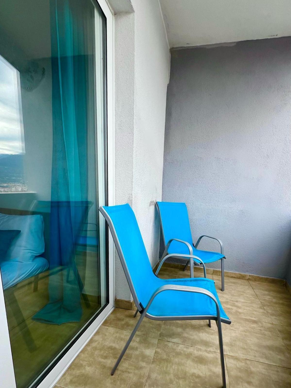 Alise Apartment บาร์ ภายนอก รูปภาพ
