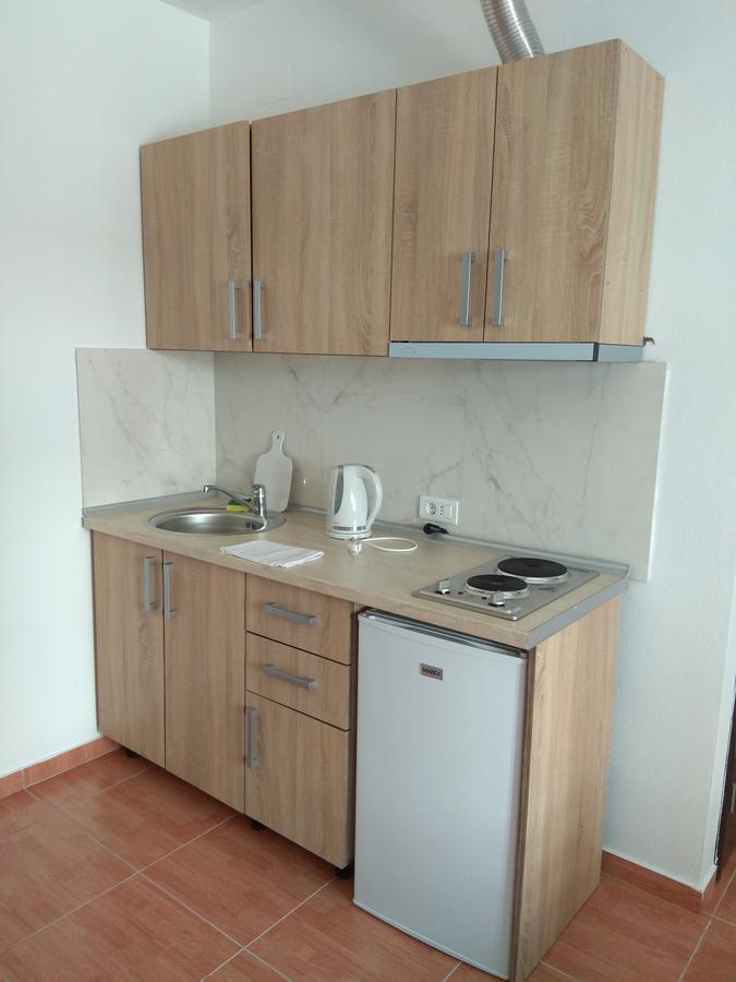 Alise Apartment บาร์ ภายนอก รูปภาพ
