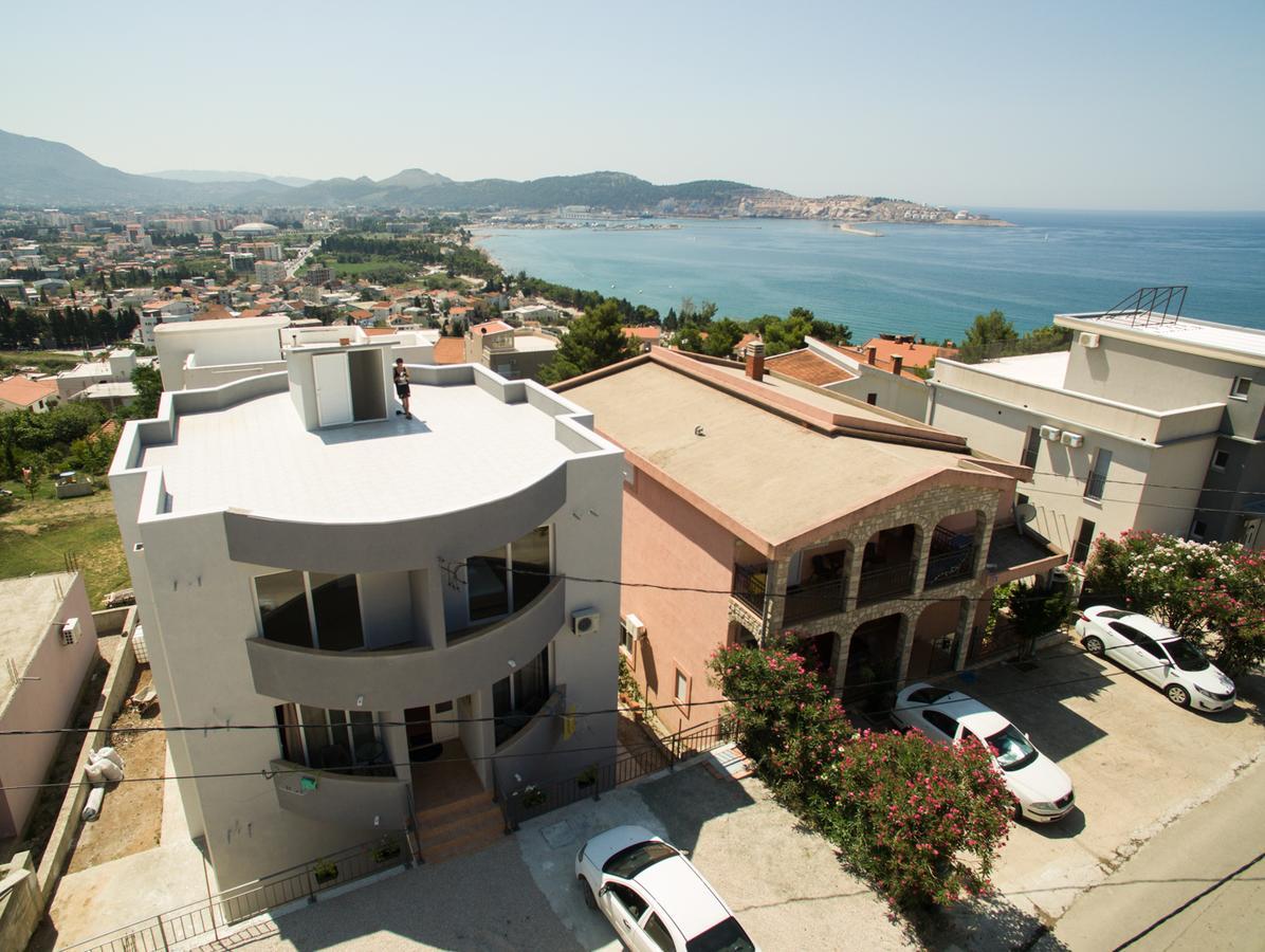 Alise Apartment บาร์ ภายนอก รูปภาพ
