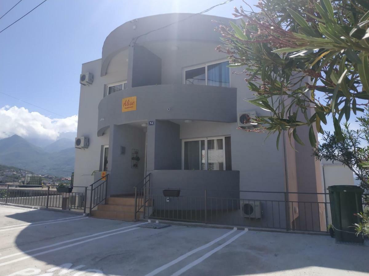Alise Apartment บาร์ ภายนอก รูปภาพ